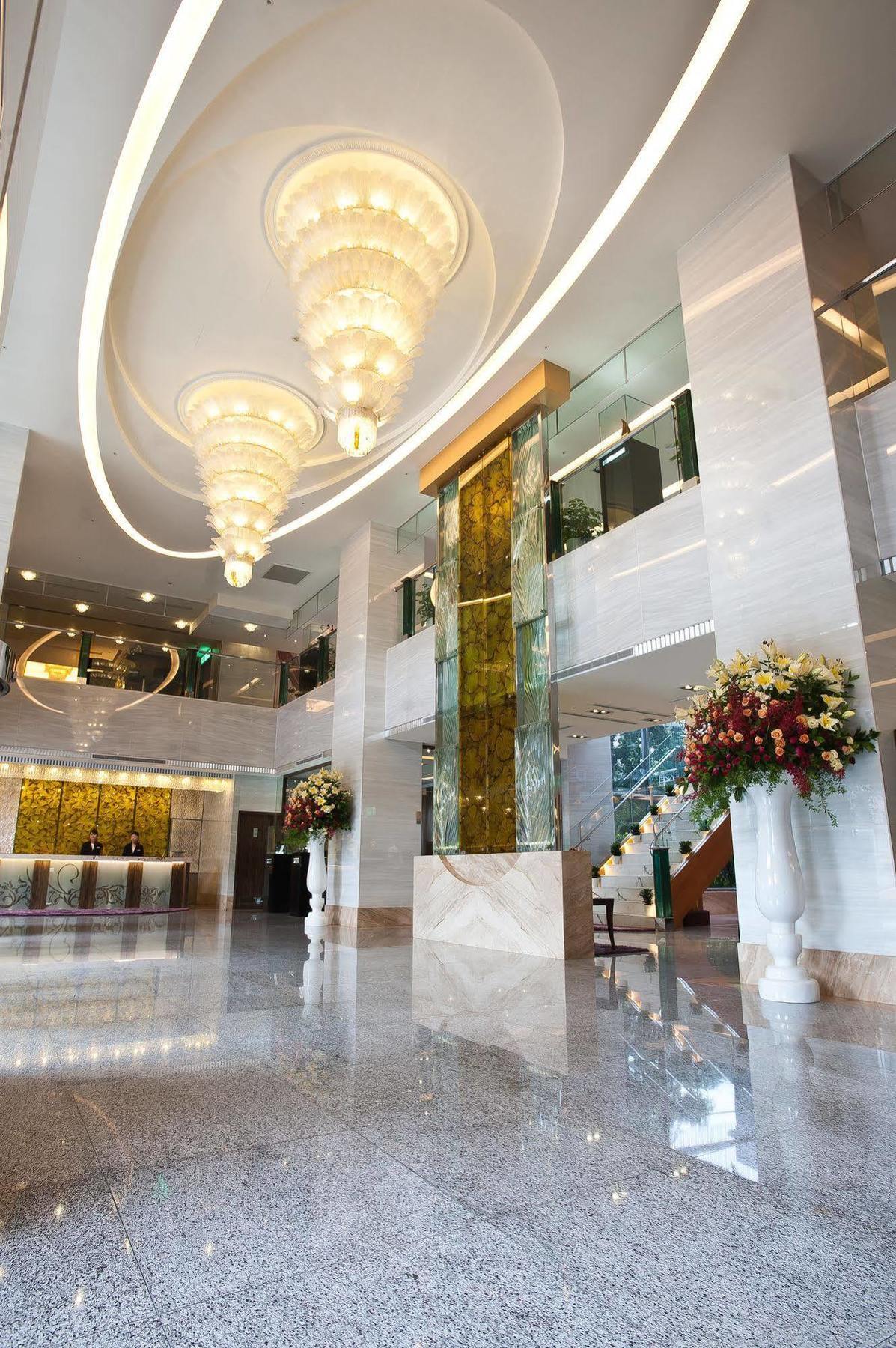 Taipei Garden Hotel - Ximending Exterior foto Lobby